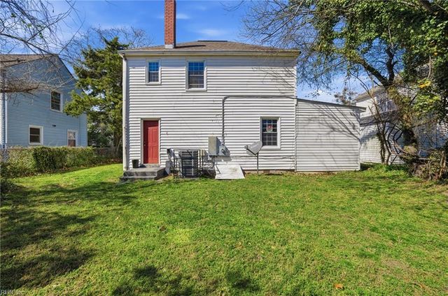 942 20th ST, Newport News, VA 23607