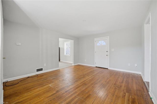 942 20th ST, Newport News, VA 23607