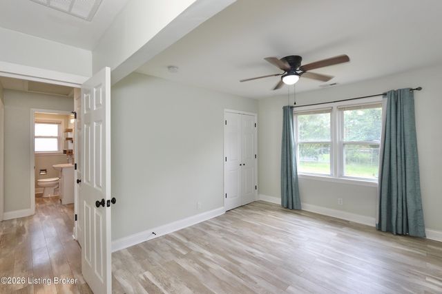 10309 Rancho Dr, Louisville, KY 40272