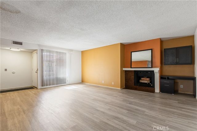 42935 15th W, Lancaster, CA 93534