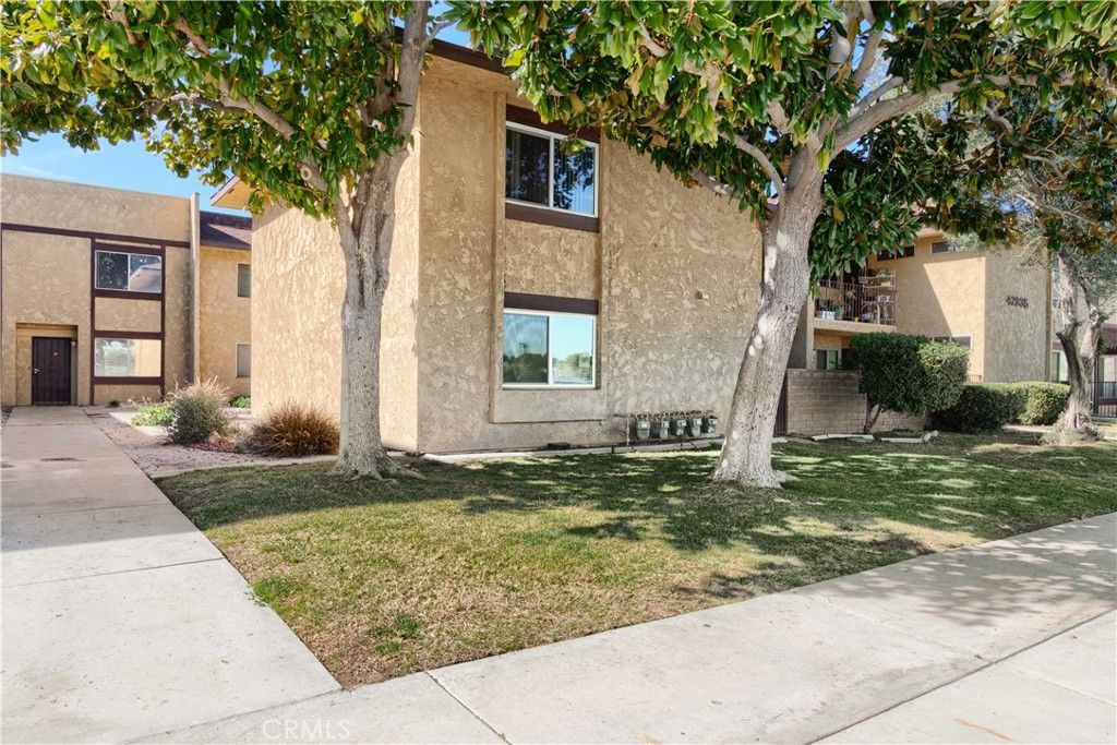 42935 15th W, Lancaster, CA 93534