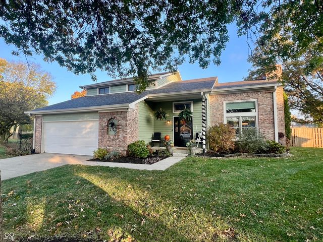 232 Charing Cross Road, Indianapolis, IN 46217