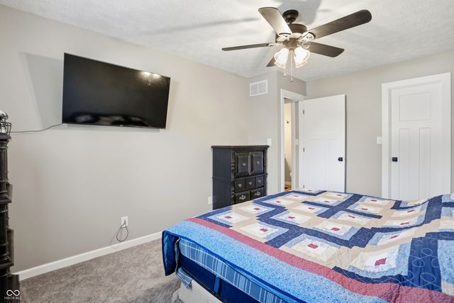 232 Charing Cross Road, Indianapolis, IN 46217