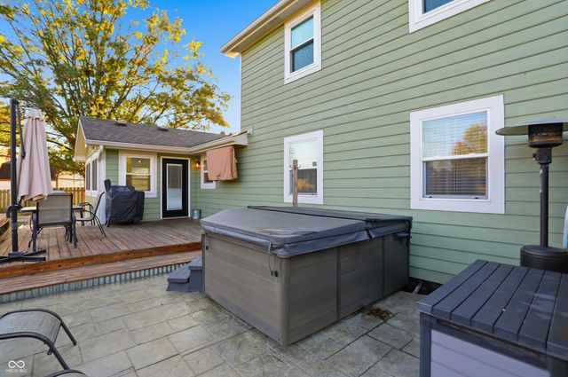 232 Charing Cross Road, Indianapolis, IN 46217