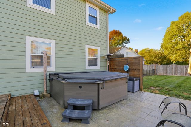 232 Charing Cross Road, Indianapolis, IN 46217