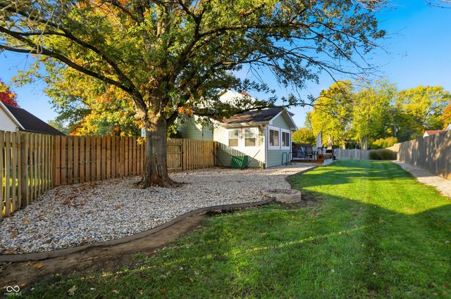 232 Charing Cross Road, Indianapolis, IN 46217