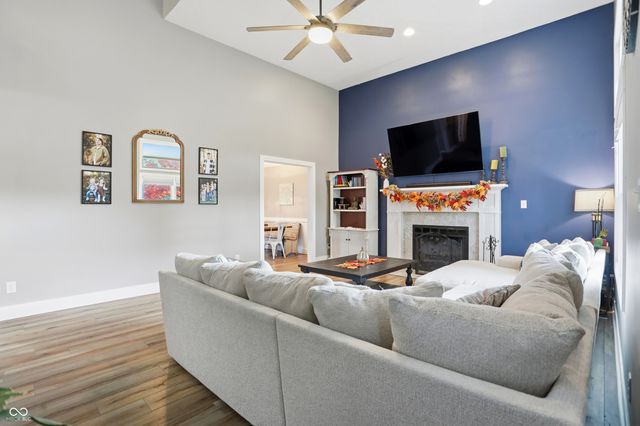 232 Charing Cross Road, Indianapolis, IN 46217