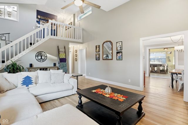 232 Charing Cross Road, Indianapolis, IN 46217