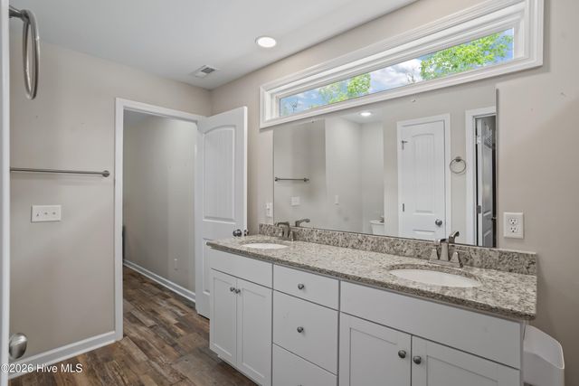 206 NE 76th Street, Oak Island, NC 28465