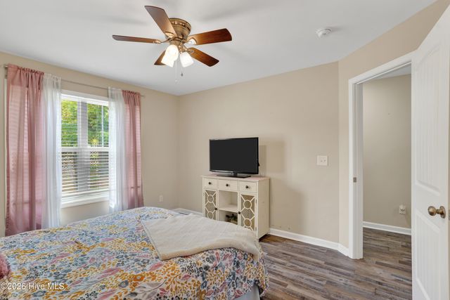 206 NE 76th Street, Oak Island, NC 28465