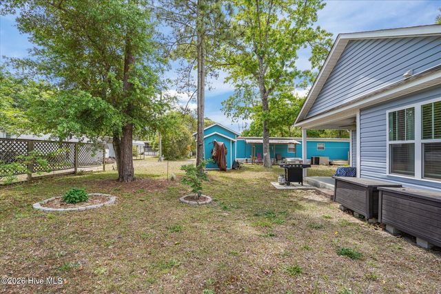 206 NE 76th Street, Oak Island, NC 28465