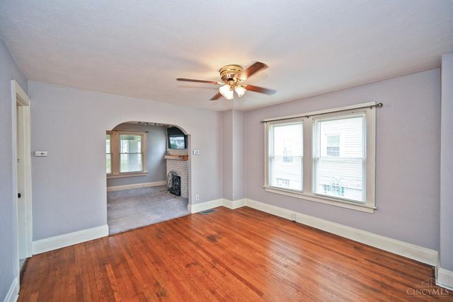 1037 Hooven Avenue, Hamilton, OH 45015