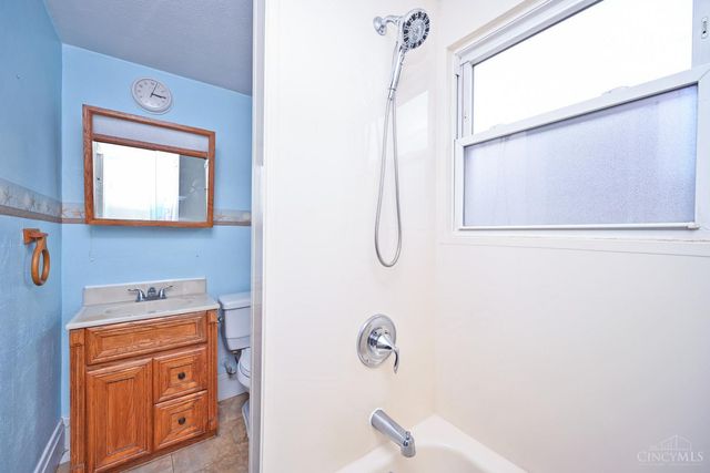 1037 Hooven Avenue, Hamilton, OH 45015