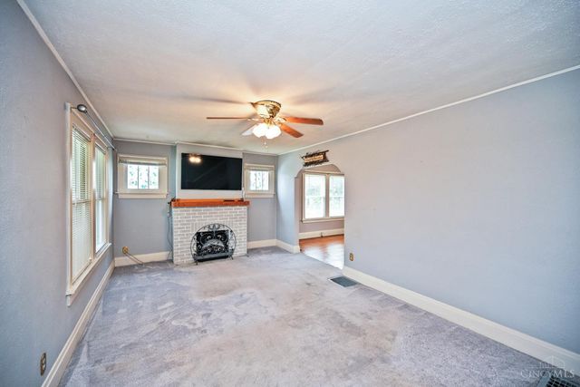 1037 Hooven Avenue, Hamilton, OH 45015