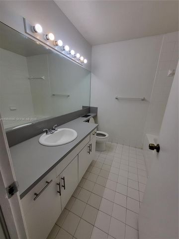 4500 NW 107th Ave 201-9, Doral, FL 33178