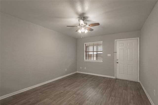 600 Palm Street 2, Huntsville, TX 77340