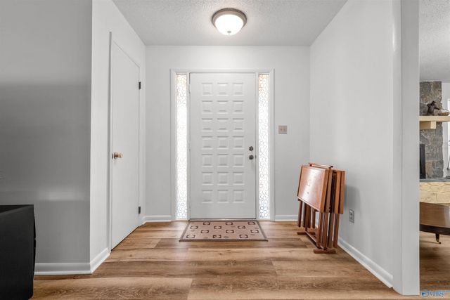 109 Covered Bridge Rd, Rainbow City, AL 35906