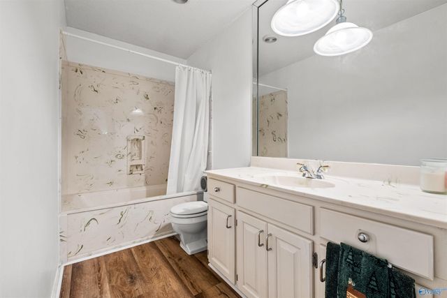 109 Covered Bridge Rd, Rainbow City, AL 35906