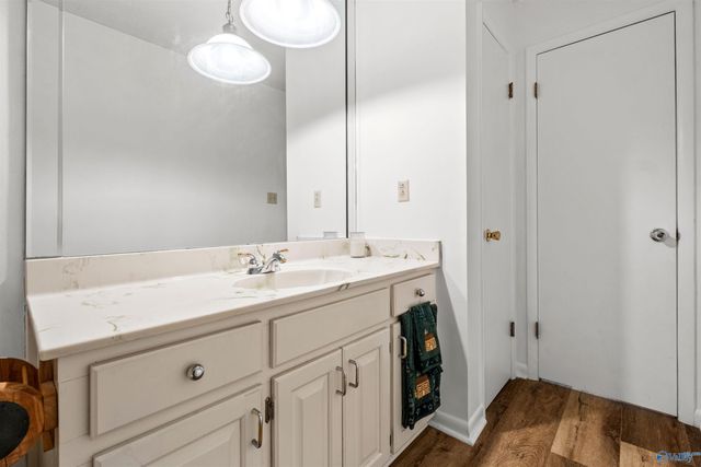 109 Covered Bridge Rd, Rainbow City, AL 35906