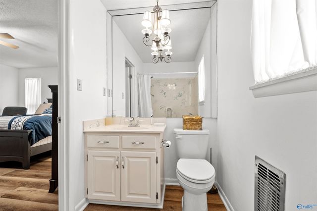 109 Covered Bridge Rd, Rainbow City, AL 35906