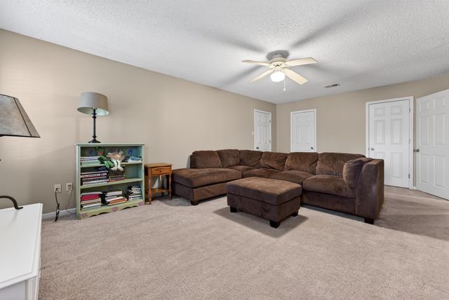 1195 FRANK RD, Collierville, TN 38017