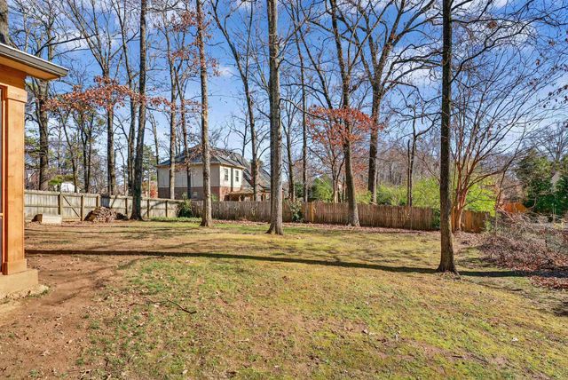 1195 FRANK RD, Collierville, TN 38017