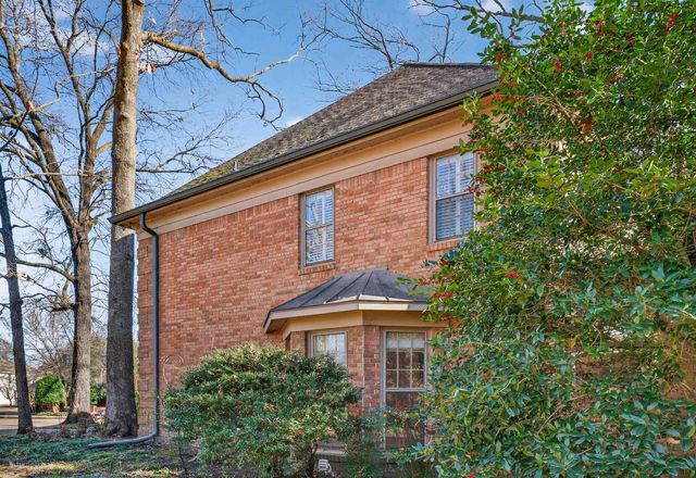 1195 FRANK RD, Collierville, TN 38017