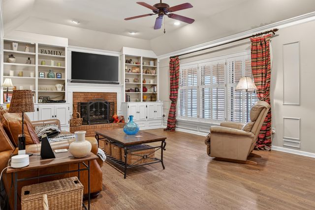 1195 FRANK RD, Collierville, TN 38017