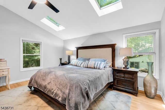 28 Long View Trl, Denville Twp., NJ 07834