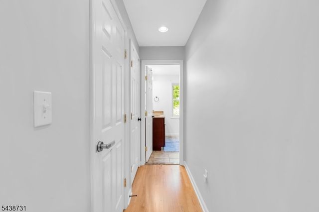 28 Long View Trl, Denville Twp., NJ 07834