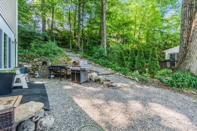 28 Long View Trl, Denville Twp., NJ 07834