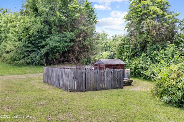 120 Mohican Trail, Jeffersonville, KY 40337