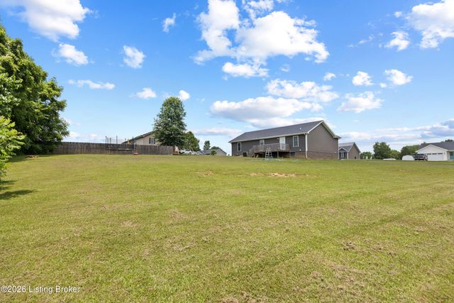 120 Mohican Trail, Jeffersonville, KY 40337