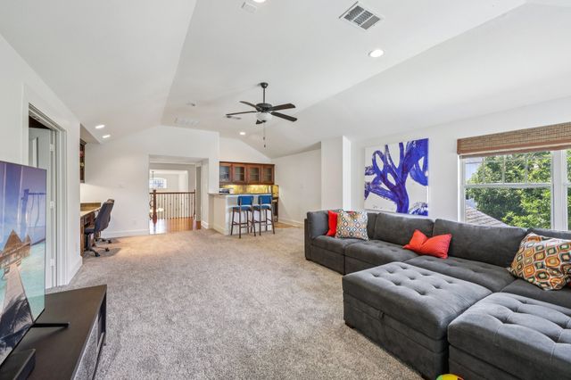 2301 Cardinal Boulevard, Carrollton, TX 75010