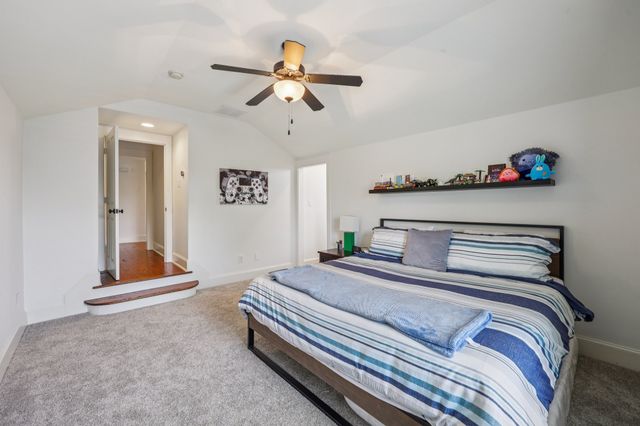 2301 Cardinal Boulevard, Carrollton, TX 75010