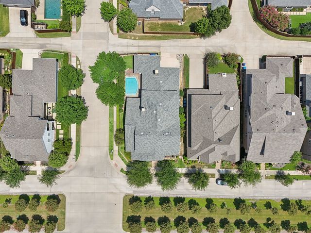 2301 Cardinal Boulevard, Carrollton, TX 75010