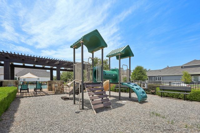 2301 Cardinal Boulevard, Carrollton, TX 75010