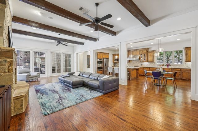 2301 Cardinal Boulevard, Carrollton, TX 75010
