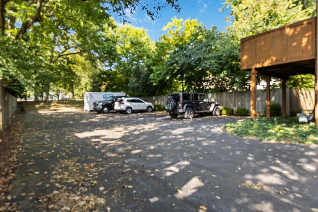 622 Central Avenue 7, Lexington, KY 40502