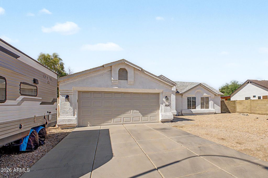 7626 W MISSOURI Avenue, Glendale, AZ 85303 — photo 2