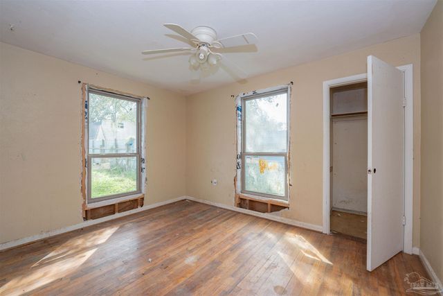 215 Hermey Ave, Pensacola, FL 32507