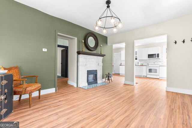 587 Robert Henry Street, Macon, GA 31206