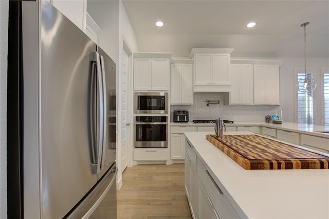 4410 Lazy Grains Lane, Fulshear, TX 77441