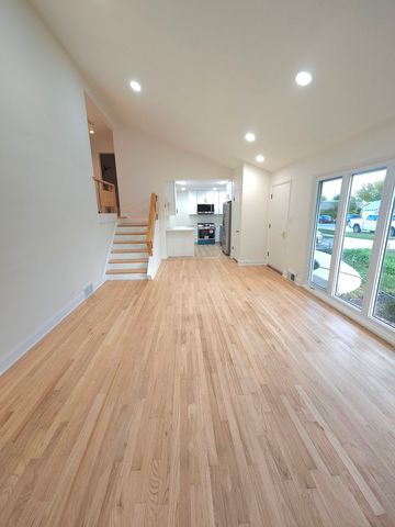 7434 Emerson Street, Morton Grove, IL 60053