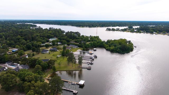 1057 Limerick Lane, Manning, SC 29102