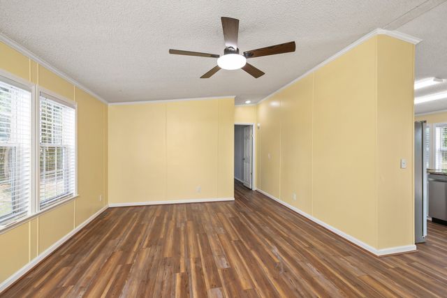 1057 Limerick Lane, Manning, SC 29102