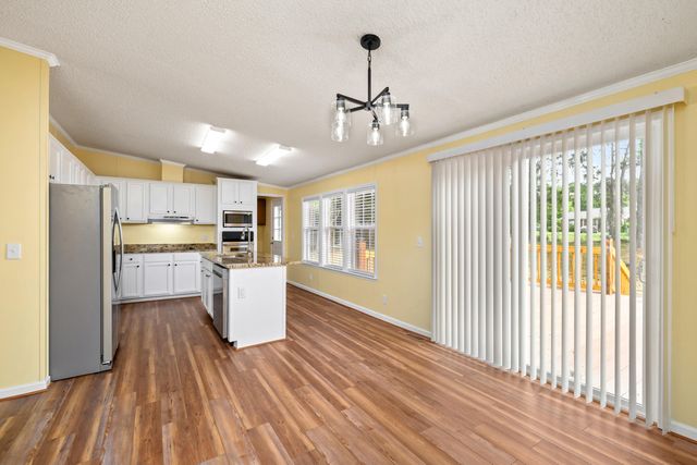 1057 Limerick Lane, Manning, SC 29102