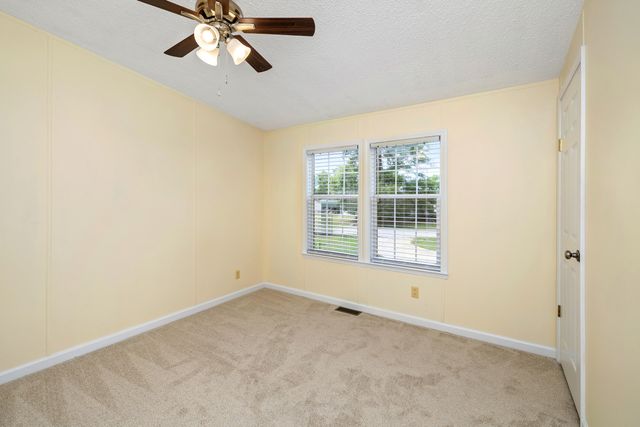 1057 Limerick Lane, Manning, SC 29102