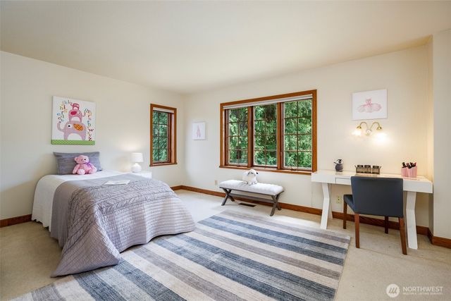 6573 NE Windermere Road, Seattle, WA 98105