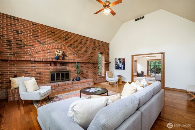 6573 NE Windermere Road, Seattle, WA 98105